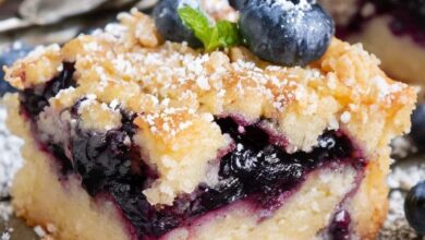 Blueberry Crumble Cake – A Sweet and Tangy Dessert Delight